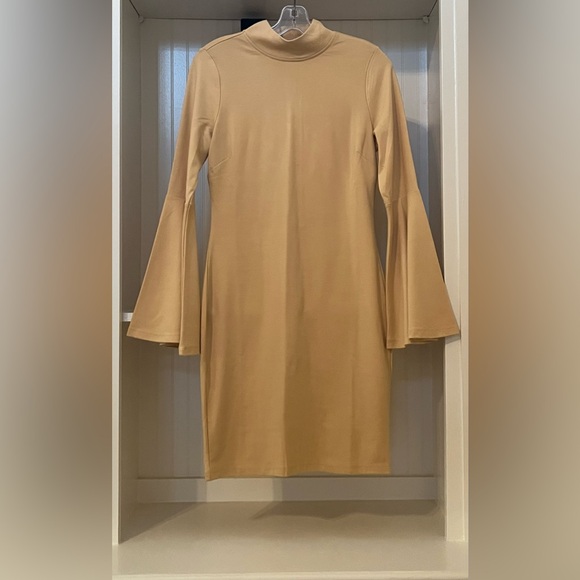 VENUS Gold Knit Dress with stunning bell-sleeves | M | NWOT - Picture 3 of 6